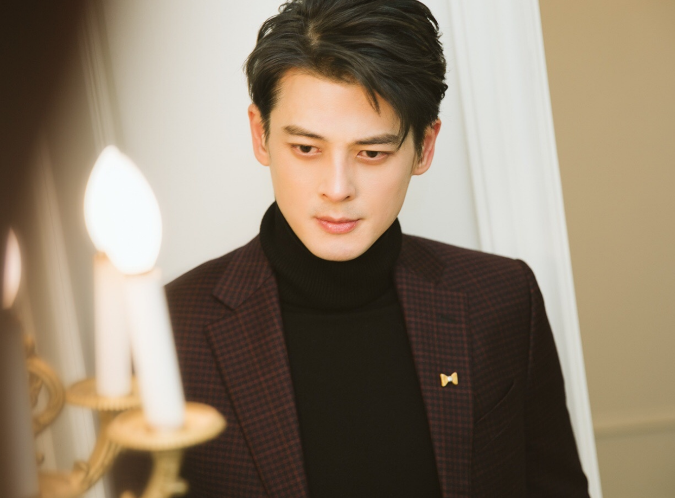 健身男演员_健身明星演员男的有哪些_演员男明星健身